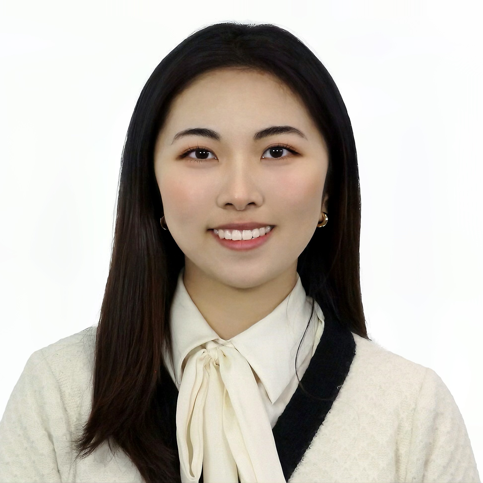 kailin headshot smiling