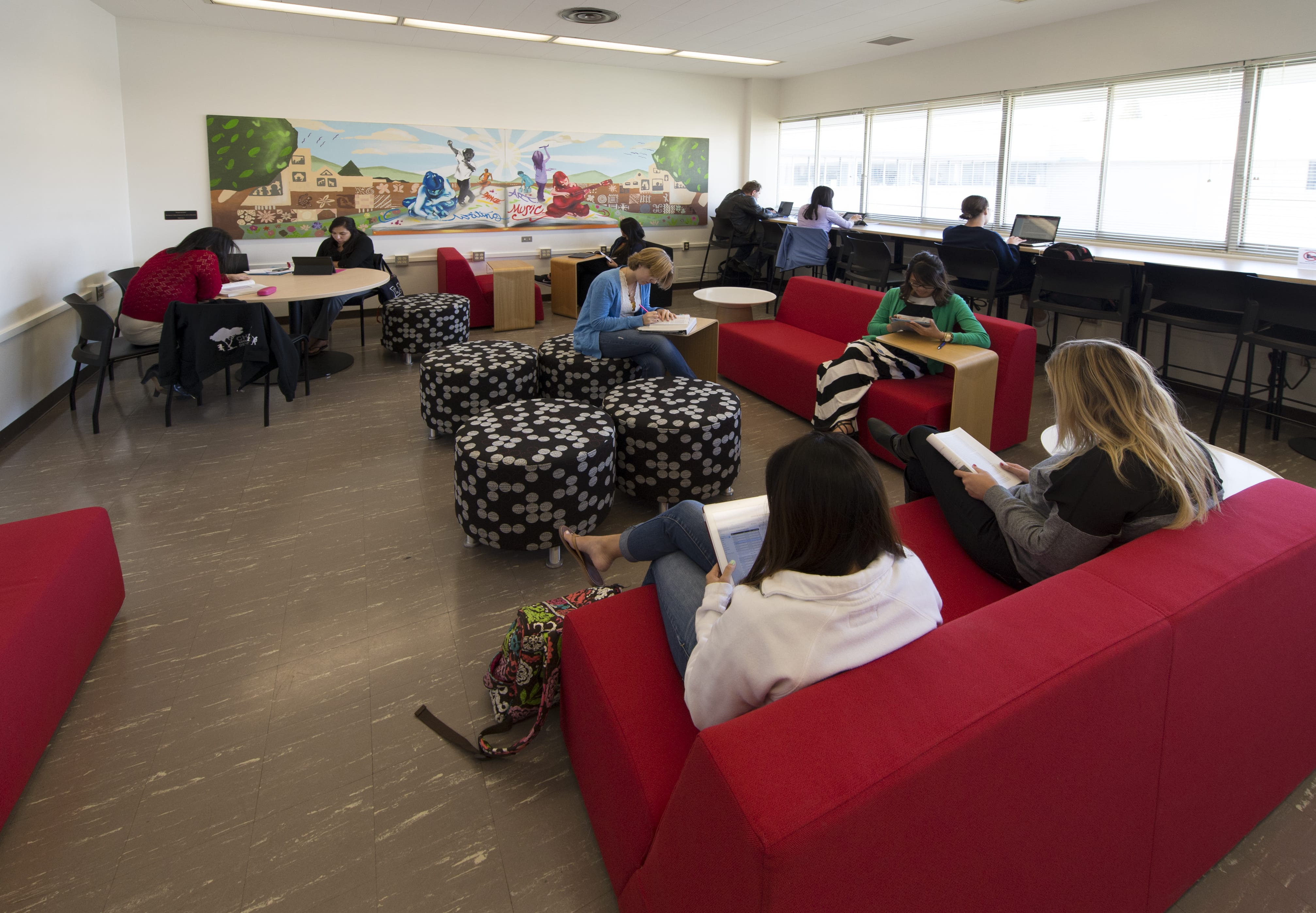 SJSU Lurie College of Education Study and Collaboration Room