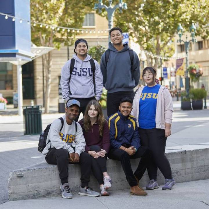 SJSU Students at Hammer
